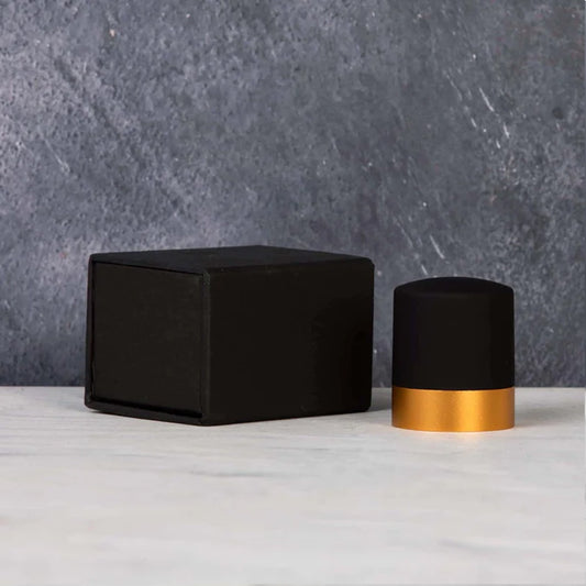 Delvino champagne stopper (black & gold)